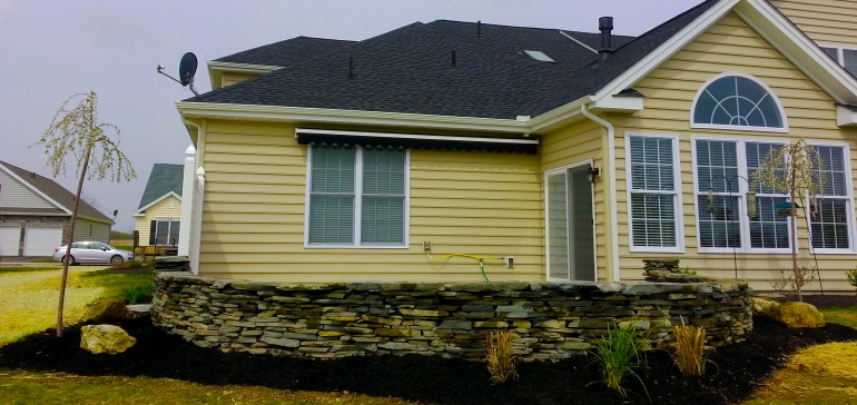 Natural Seat Wall and Slab Patio