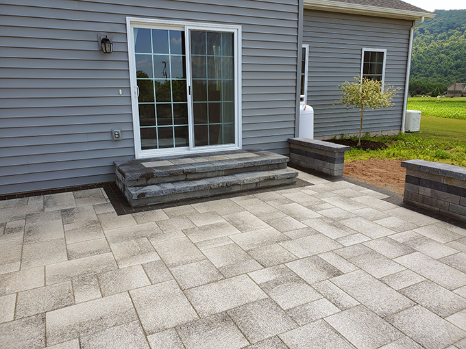 Backyard Patio and Seatwalls